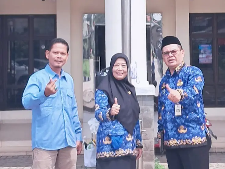 Lurah Cimpaeun, Mujahidin.