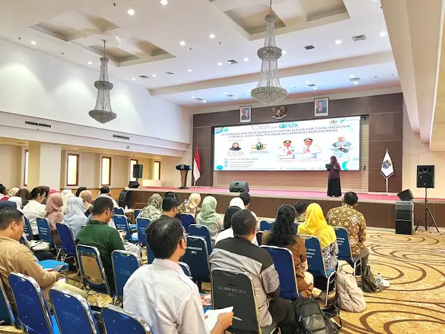 Kegiatan Seminar Peringatan Hari Kesehatan Indera Penglihatan dan Pendengaran Nasional di Aula Lantai 10 Gedung Dibaleka 2,